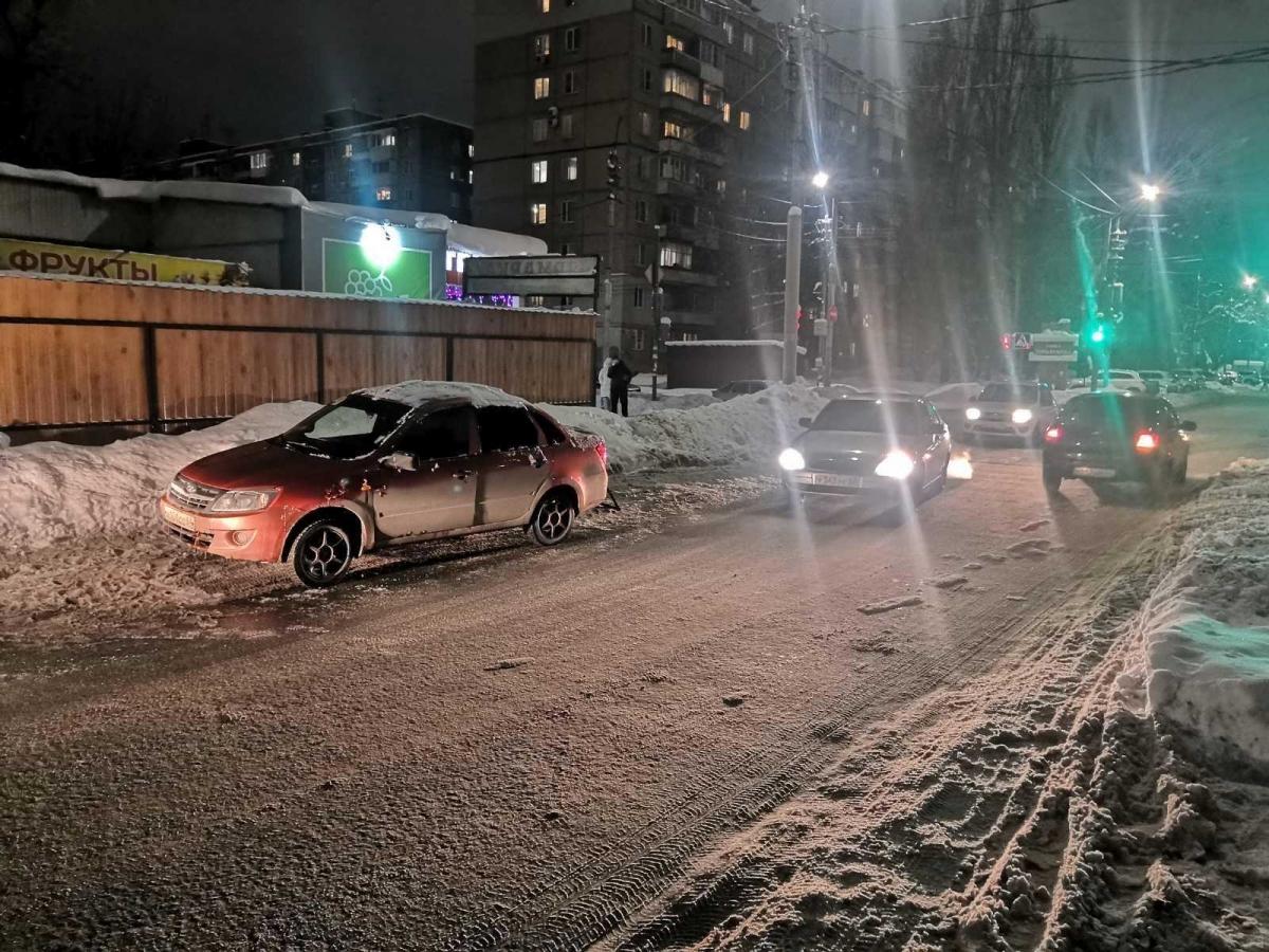 В Саратове «Лада Гранта» сбила несовершеннолетнего пешехода