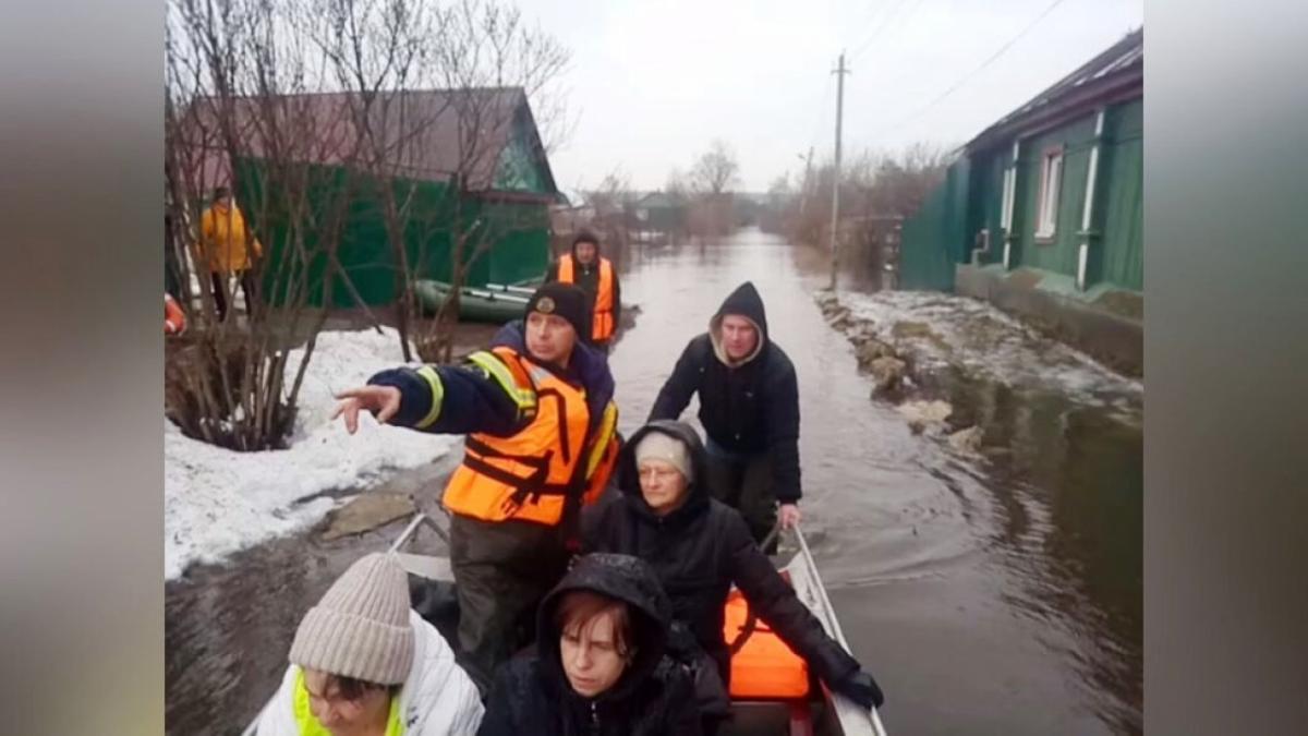 В Петровском районе из-за паводка эвакуируют жителей