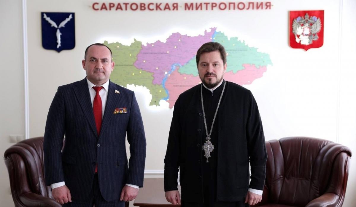 Калинин встретился с секретарем епархиального управления Александром Чеботаревым