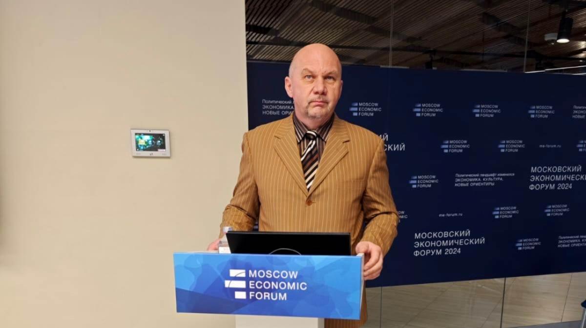 Олег Комаров спрогнозировал рост инфляции и ключевой ставки в 2025 году