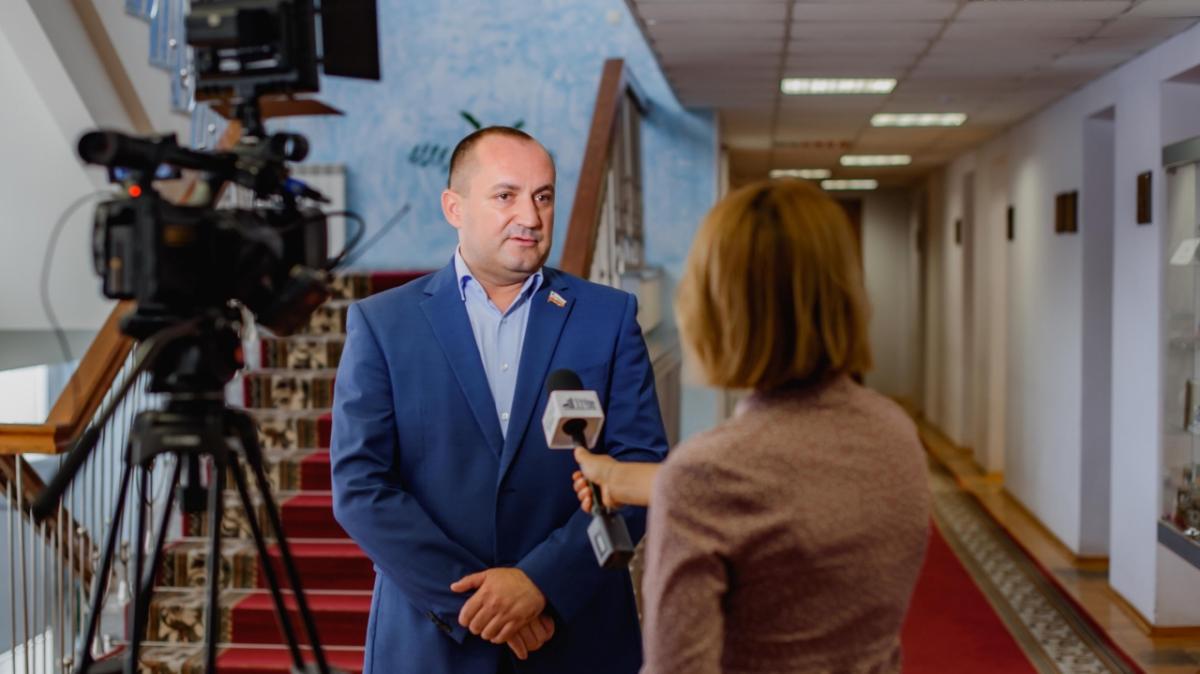 Калинин отметил важность просветительских лекций в Росалкогольтабакконтроле