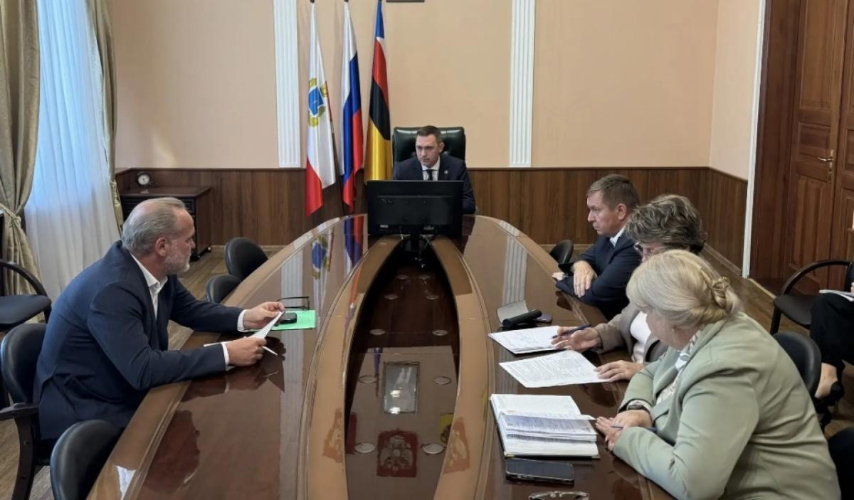 Глава Энгельсского района Максим Леонов сообщил о входе в отопительный сезон