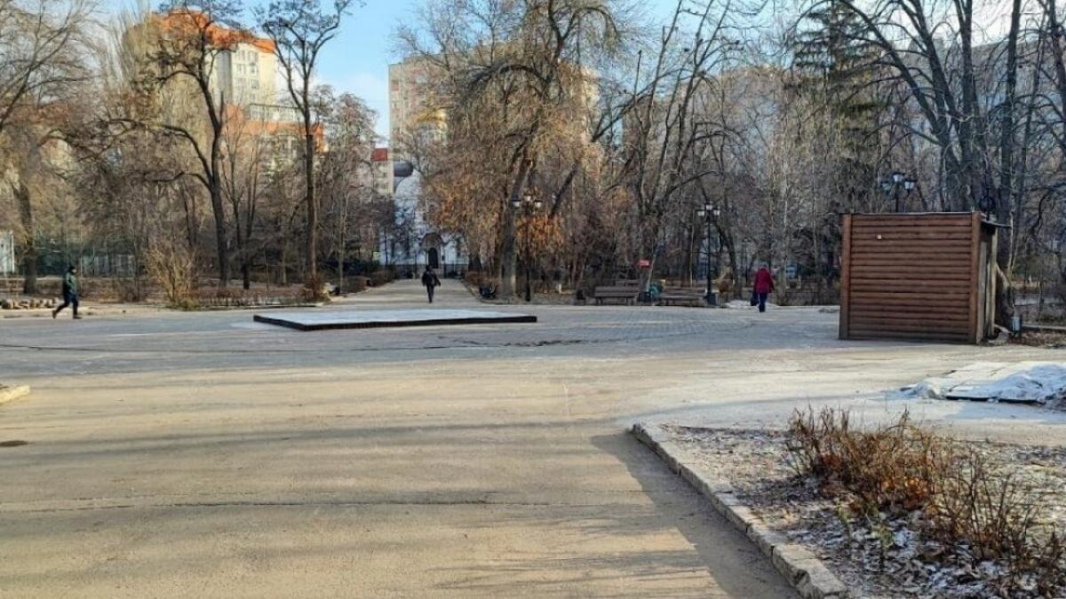 Власти сообщили о завершении к 1 августа благоустройства Детского парка в Саратове 