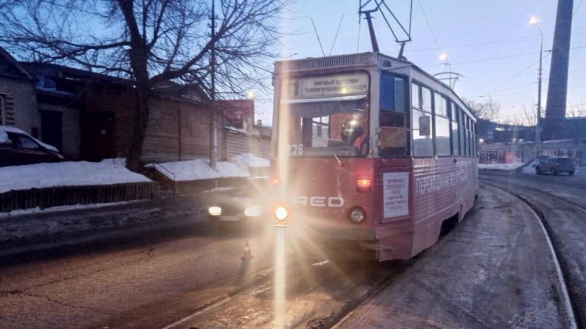 В Саратове два трамвая под управлением дам попали в ДТП на Танкистов