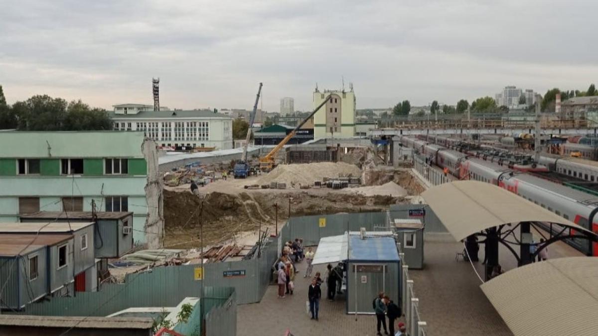 Спикер ГД Володин назвал сроки начала работы обновленного ж/д вокзала в Саратове