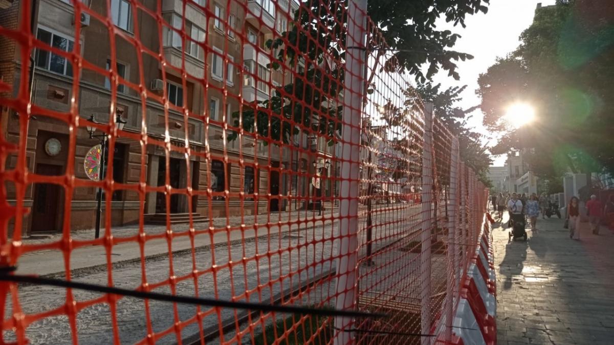 Качество ремонта улицы Волжской в Саратове проверят специалисты