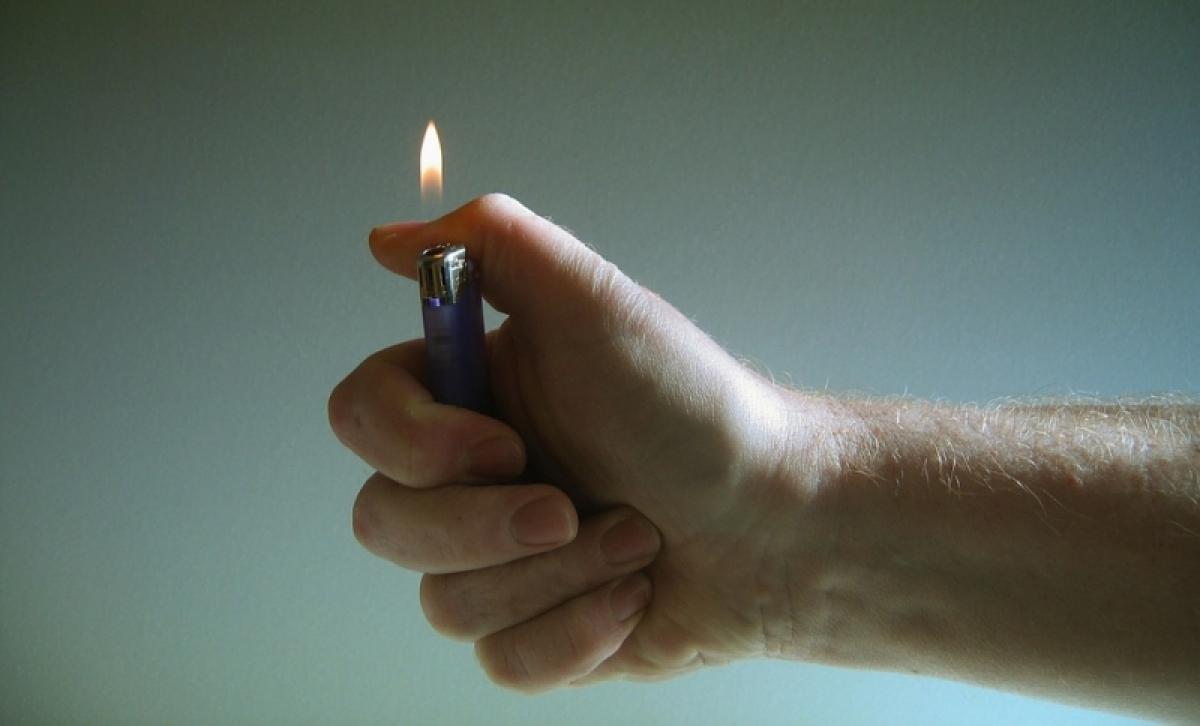 Саратовские депутаты запретили продавать зажигалки детям