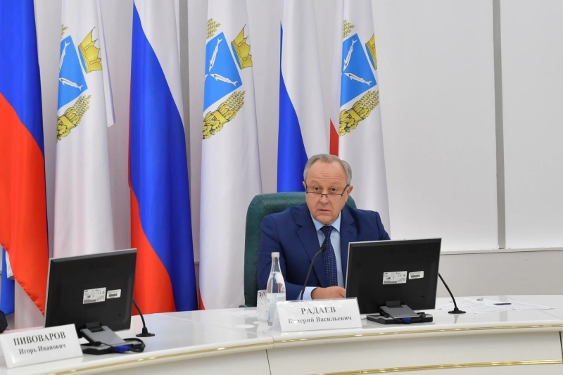 Радаев рассказал, как поднимают «отдаленные территории» Саратовщины
