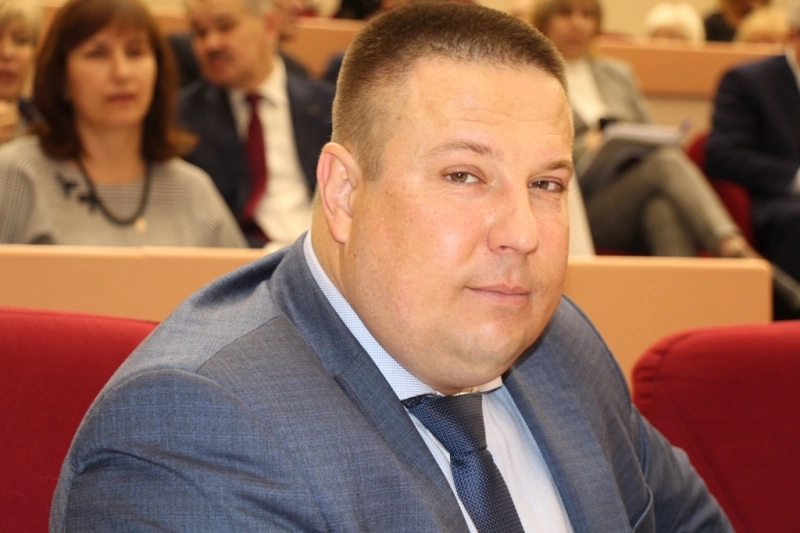 Роман Ковальский: хотели поднять зарплату аграриям до 22 тысяч рублей, но губернатор потребовал до 30 тысяч