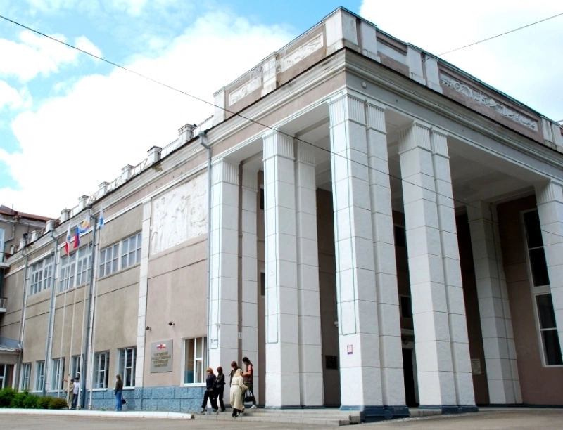Минобрнауки сделало заявление о формате выпускных экзаменов и защит ВКР в вузах 2021 году
