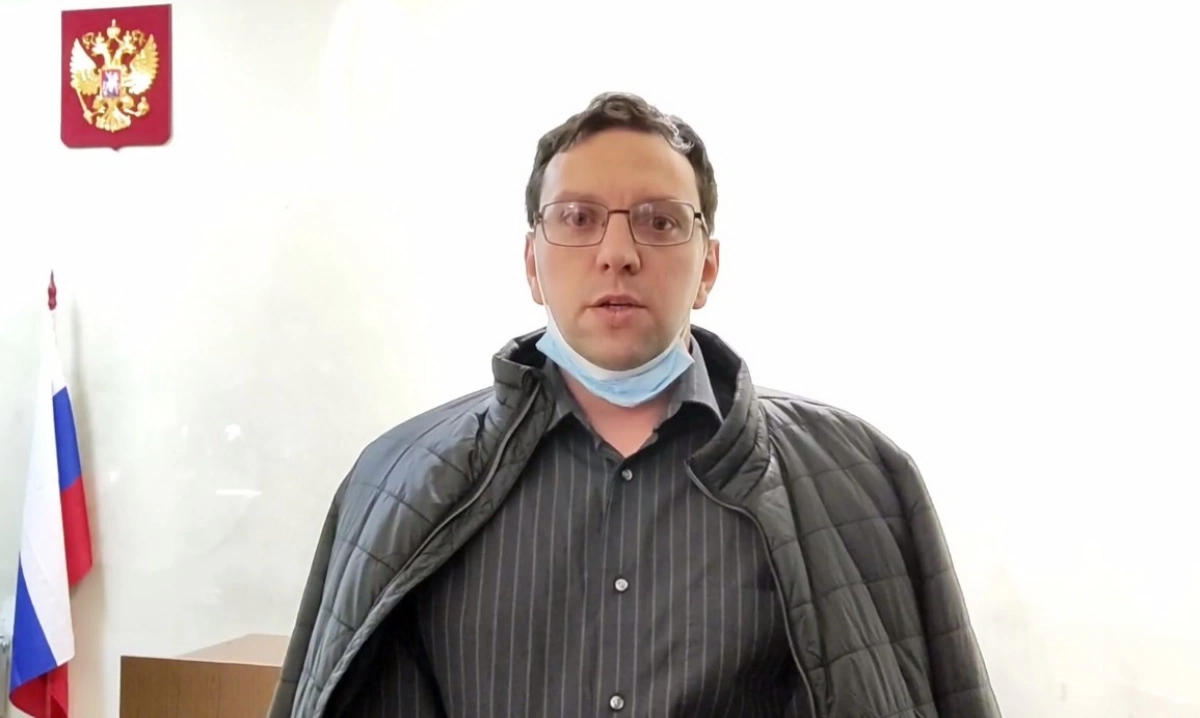 «Репрессивный аппарат использует деньги налогоплательщиков против тех, кто хочет добиться лучшей жизни в стране»: активист – о своем приговоре