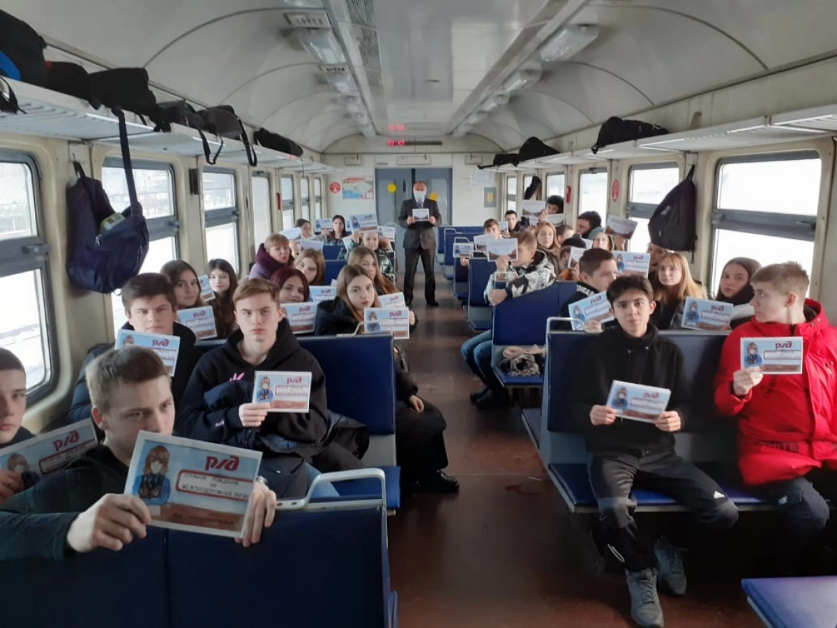 Железнодорожники обеспокоены увеличением несчастных случаев из-за неосторожности граждан на ПривЖД в 2021 году