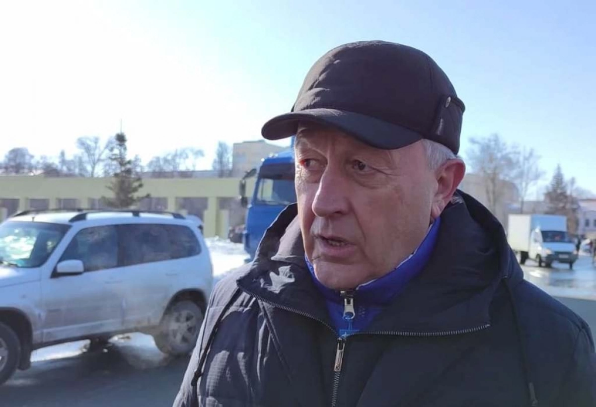 Жители региона на ярмарке спросили Радаева о поставках сахара 
