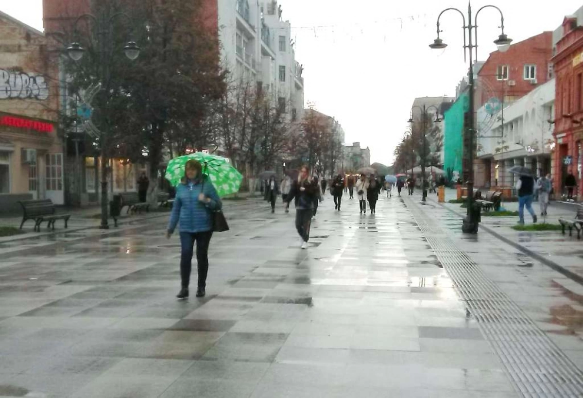Синоптики обещают саратовцам дожди в предстоящие выходные