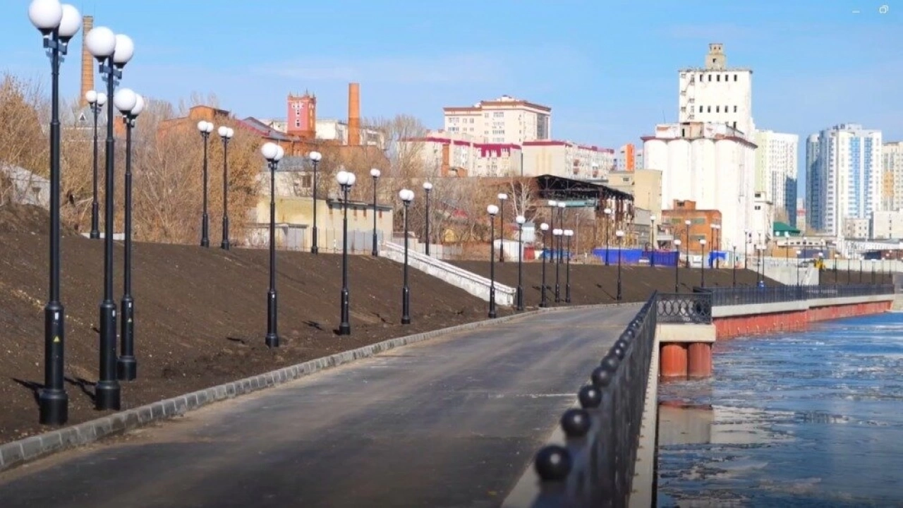 Бусаргин поручил завершить строительство нового участка набережной Саратова в июне 