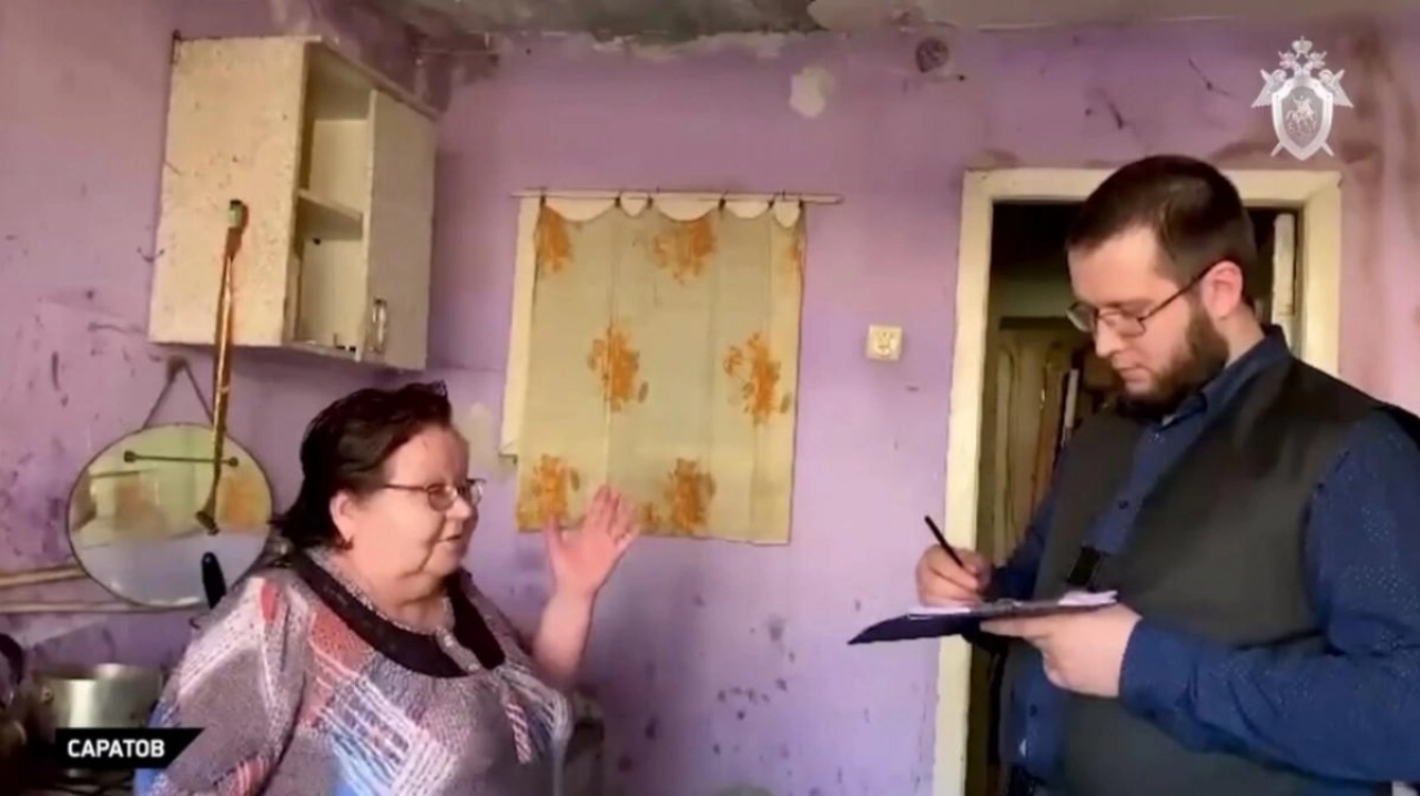 Чиновники прокомментировали ситуацию с аварийным домом на Брянской