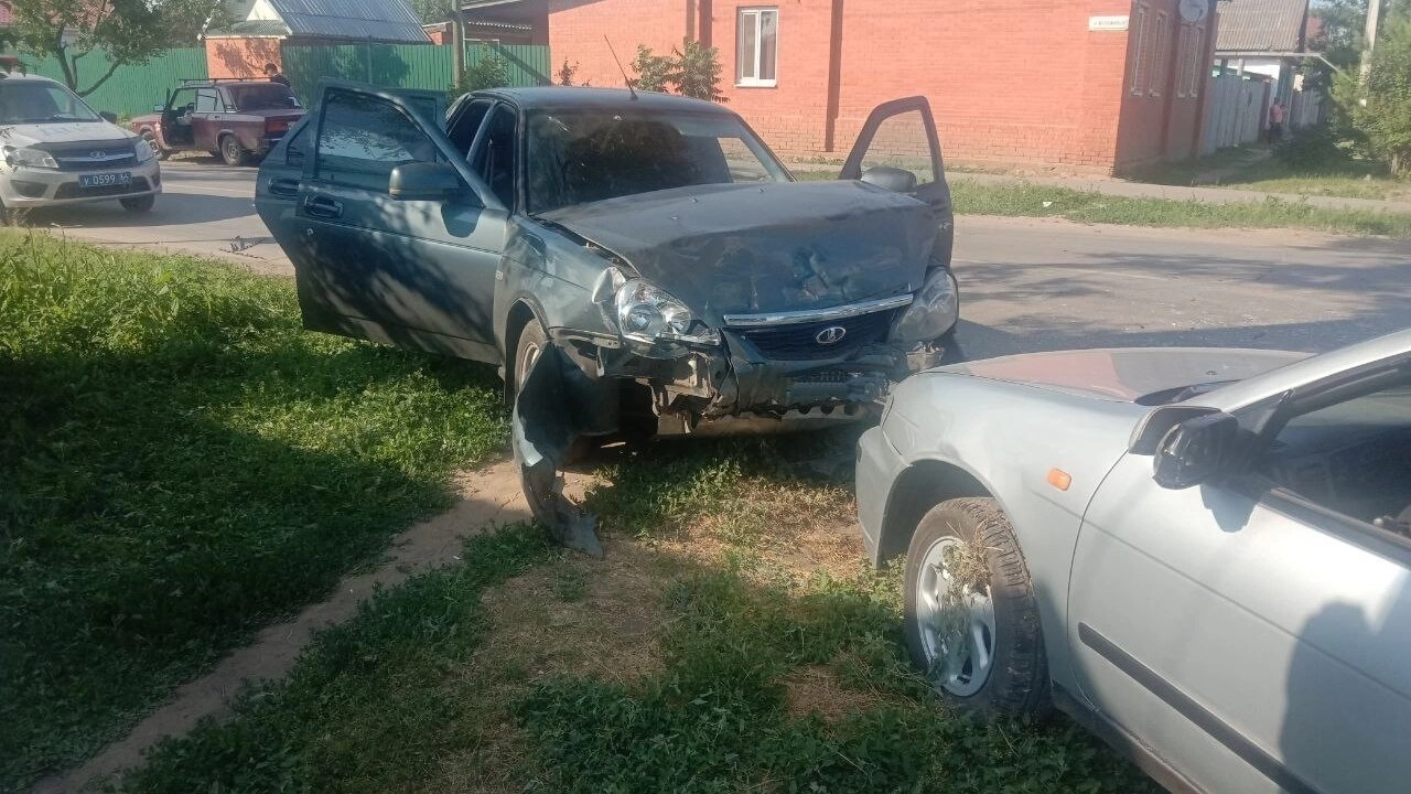 В Марксе после ДТП госпитализировали младенца и 6-летнего мальчика