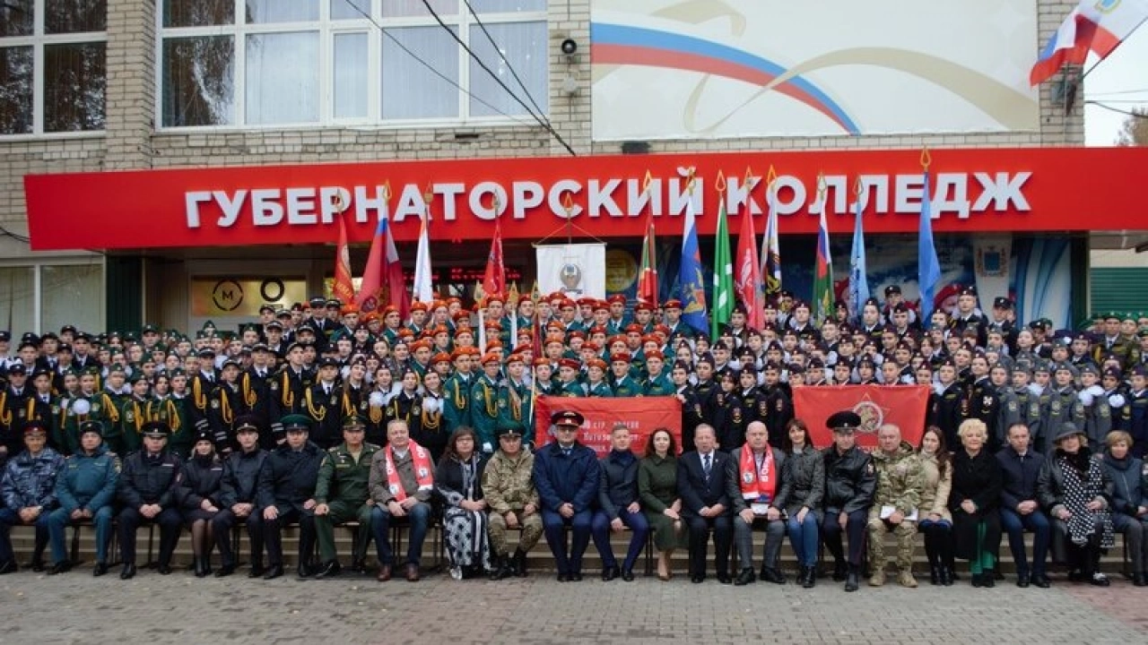 В Балаково студенты «Губернаторского колледжа» принесли клятву кадета
