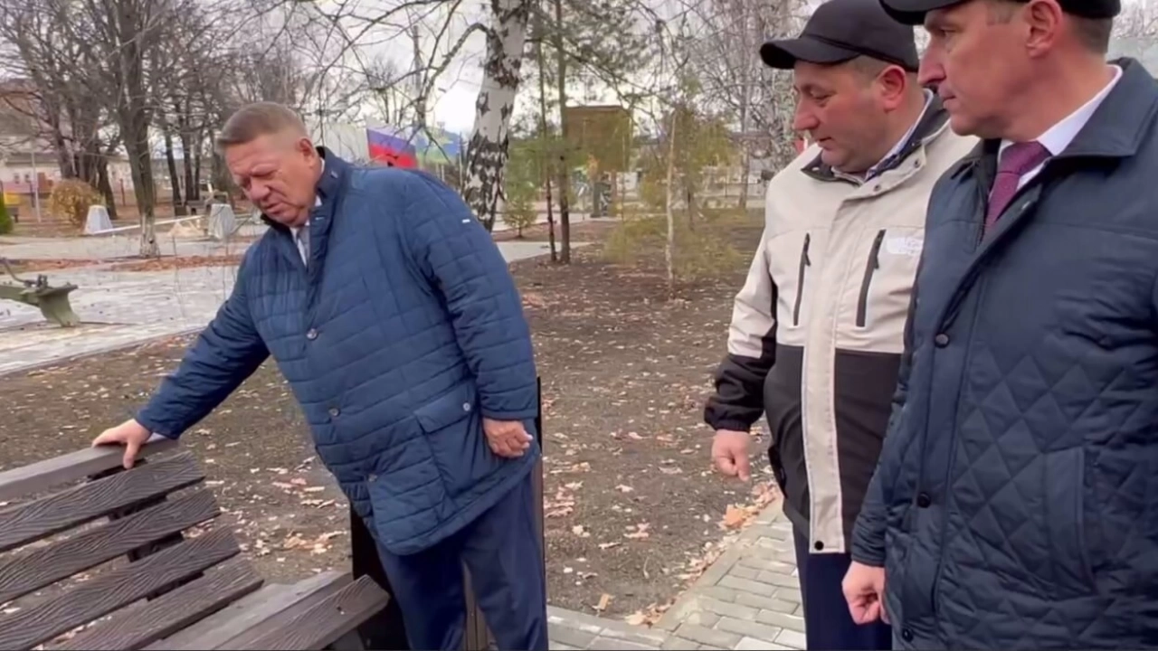 Панков: лавочки и урны в парке «Я-ПАТРИОТ» сделаны антивандальными