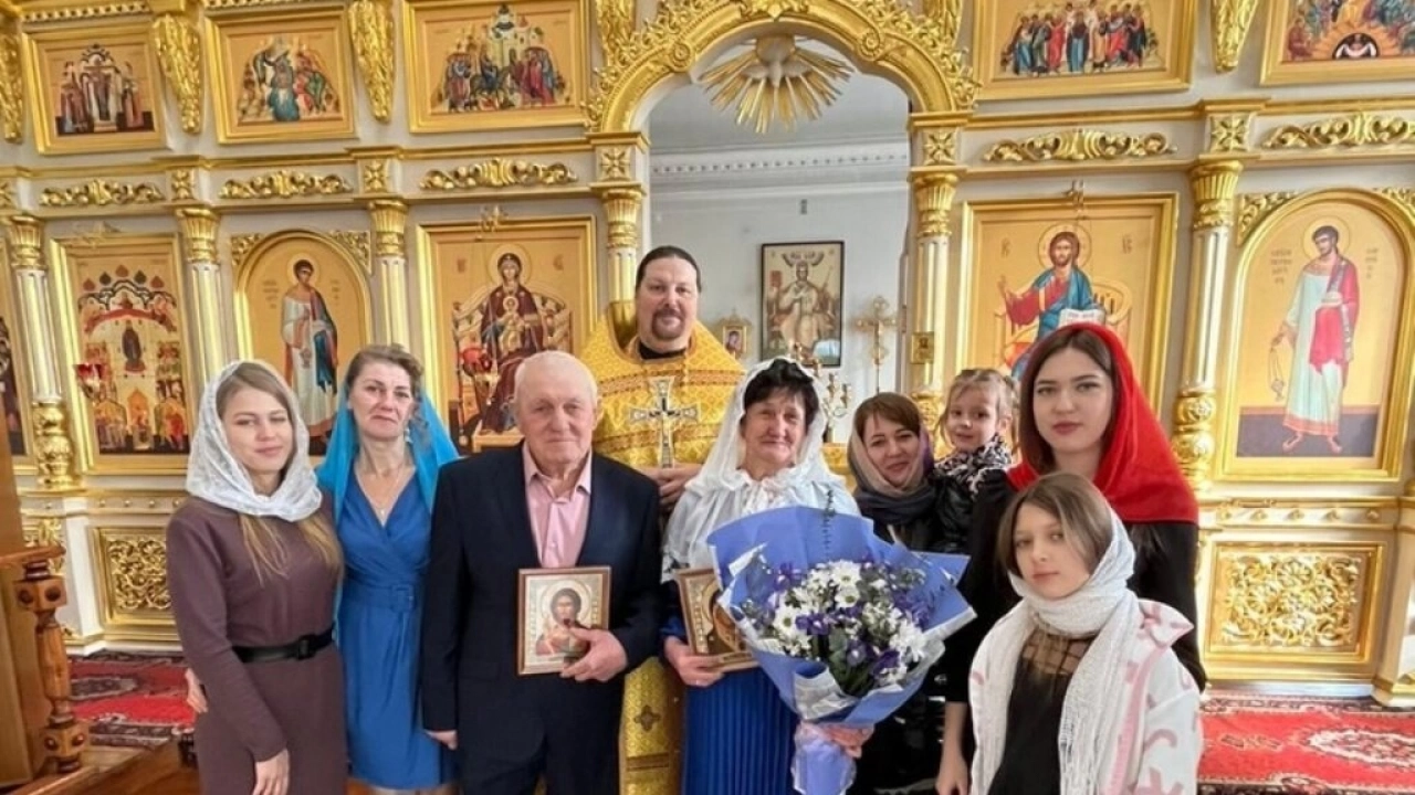 В Вольске супруги обвенчались спустя 50 лет семейной жизни