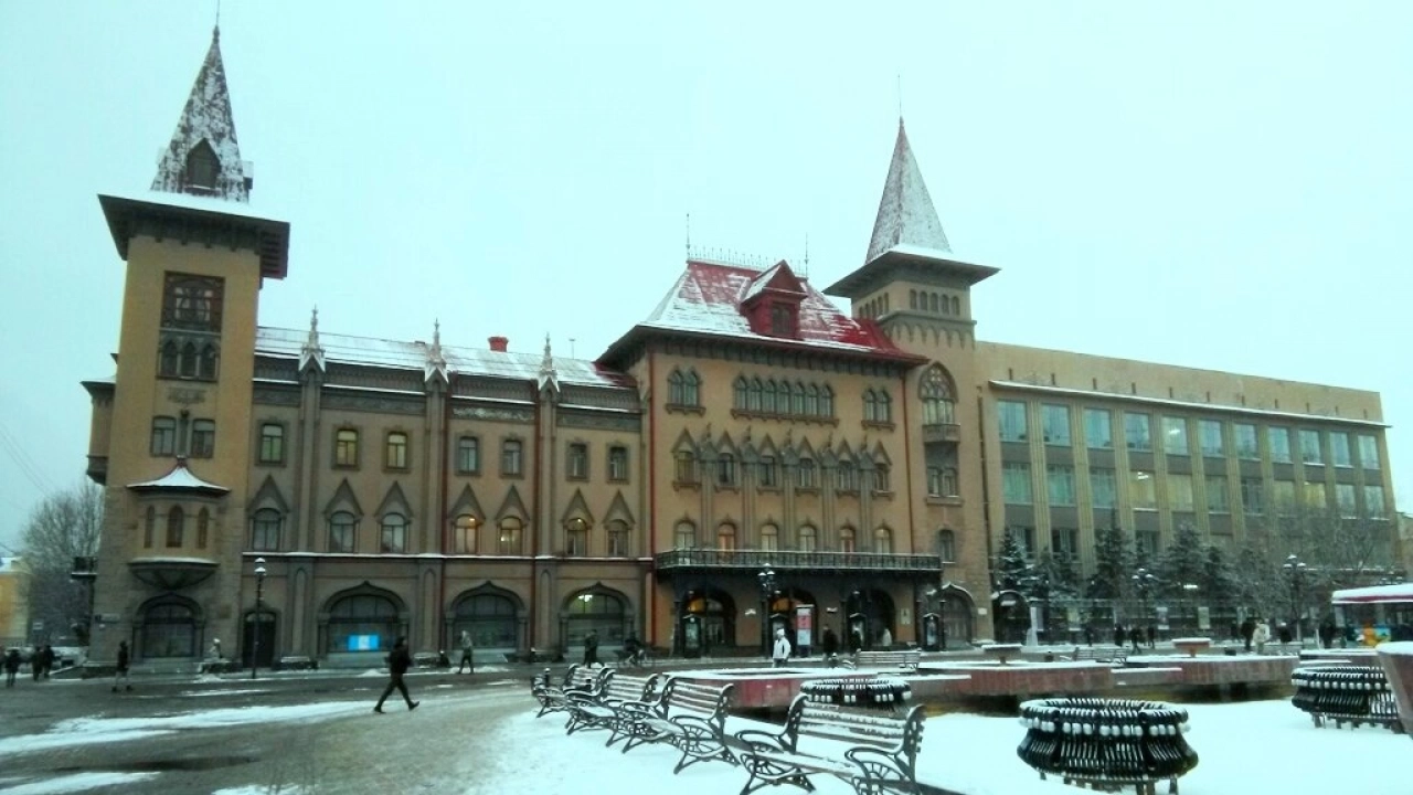 В центре Саратова перекроют 3 улицы из-за концерта 12 марта
