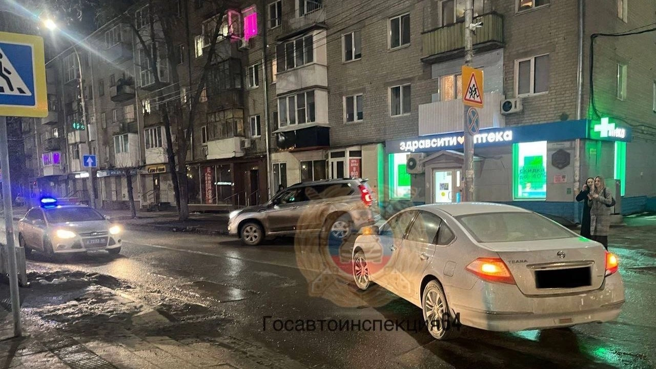 В центре Саратова иномарка сбила на «зебре» 86-летнюю пенсионерку