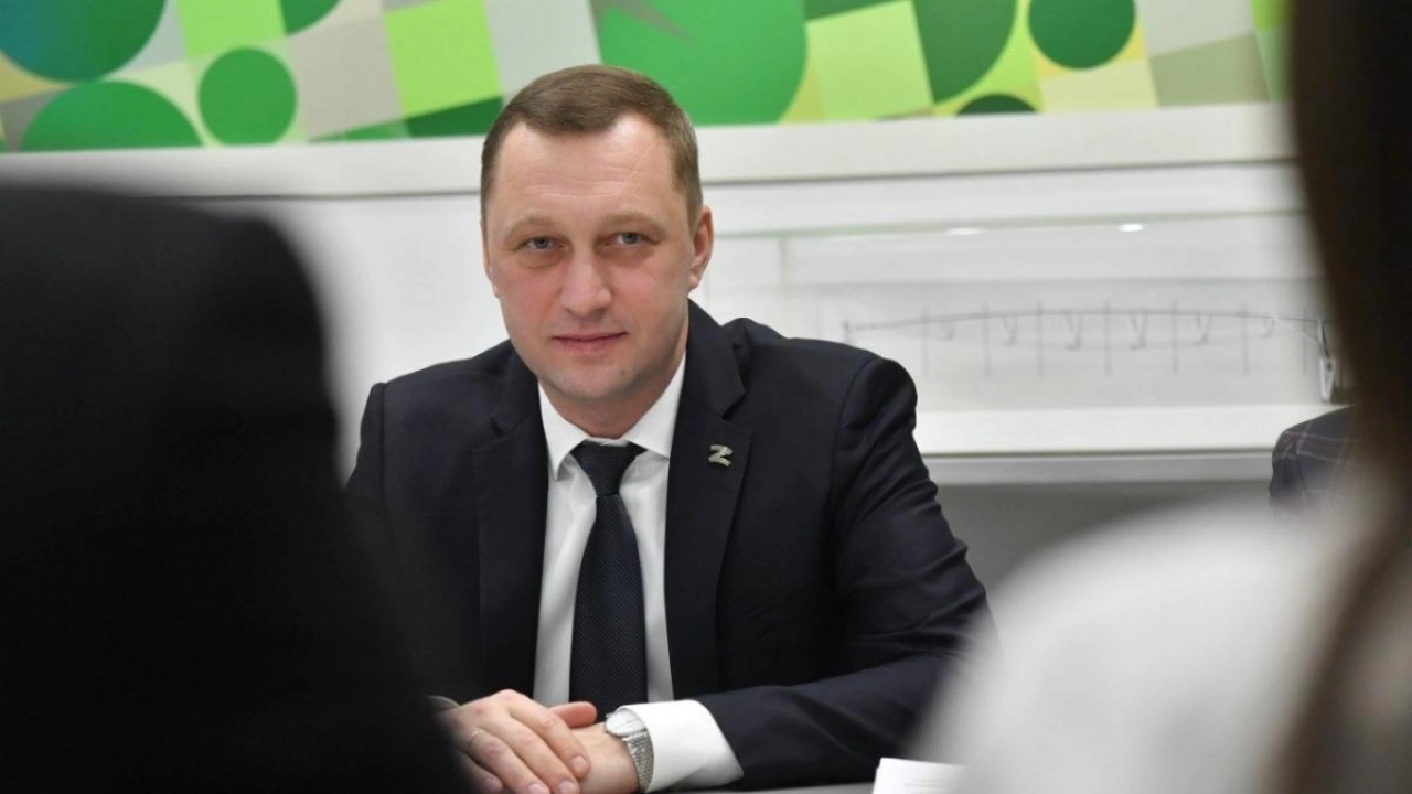 Бусаргин объявил о повышении стипендий для будущих сельских учителей
