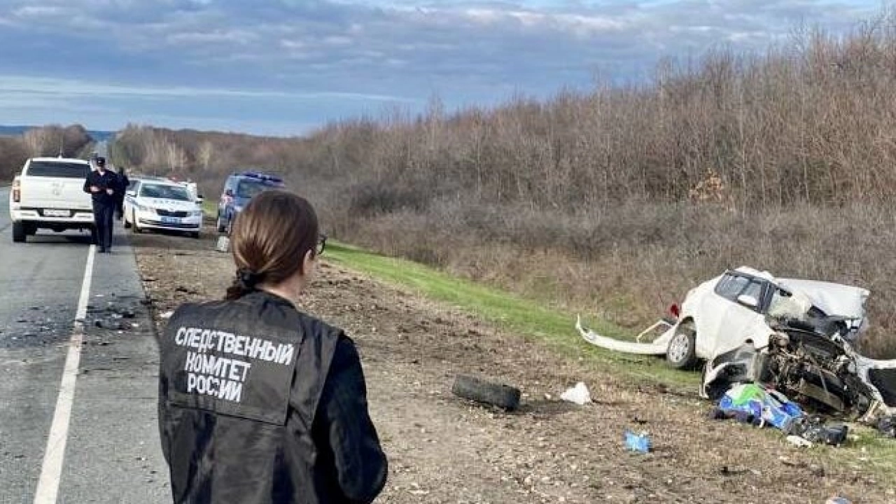 13-летний подросток и его отец погибли в ДТП под Саратовом