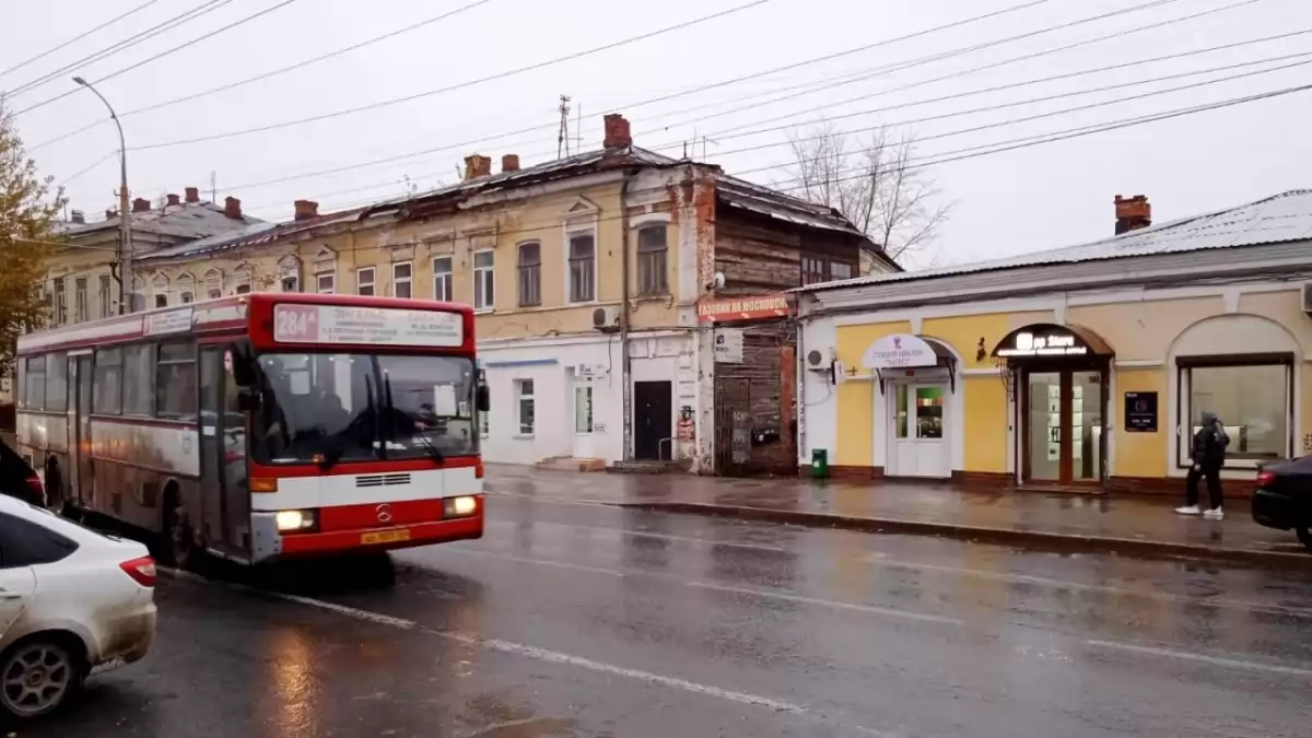 Уехать вечером можно только на такси!»: жители возмутились рабой автобусов  Энгельс-Саратов