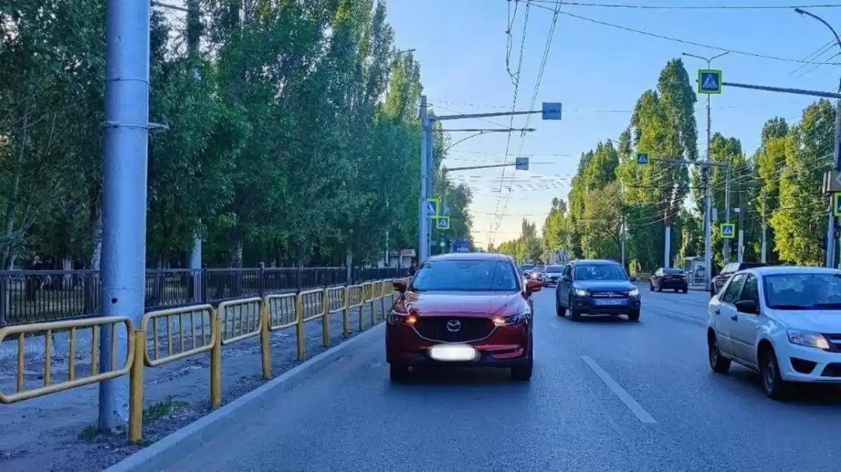 В Саратове водитель «Мазды» сбил ребенка на 50 лет Октября