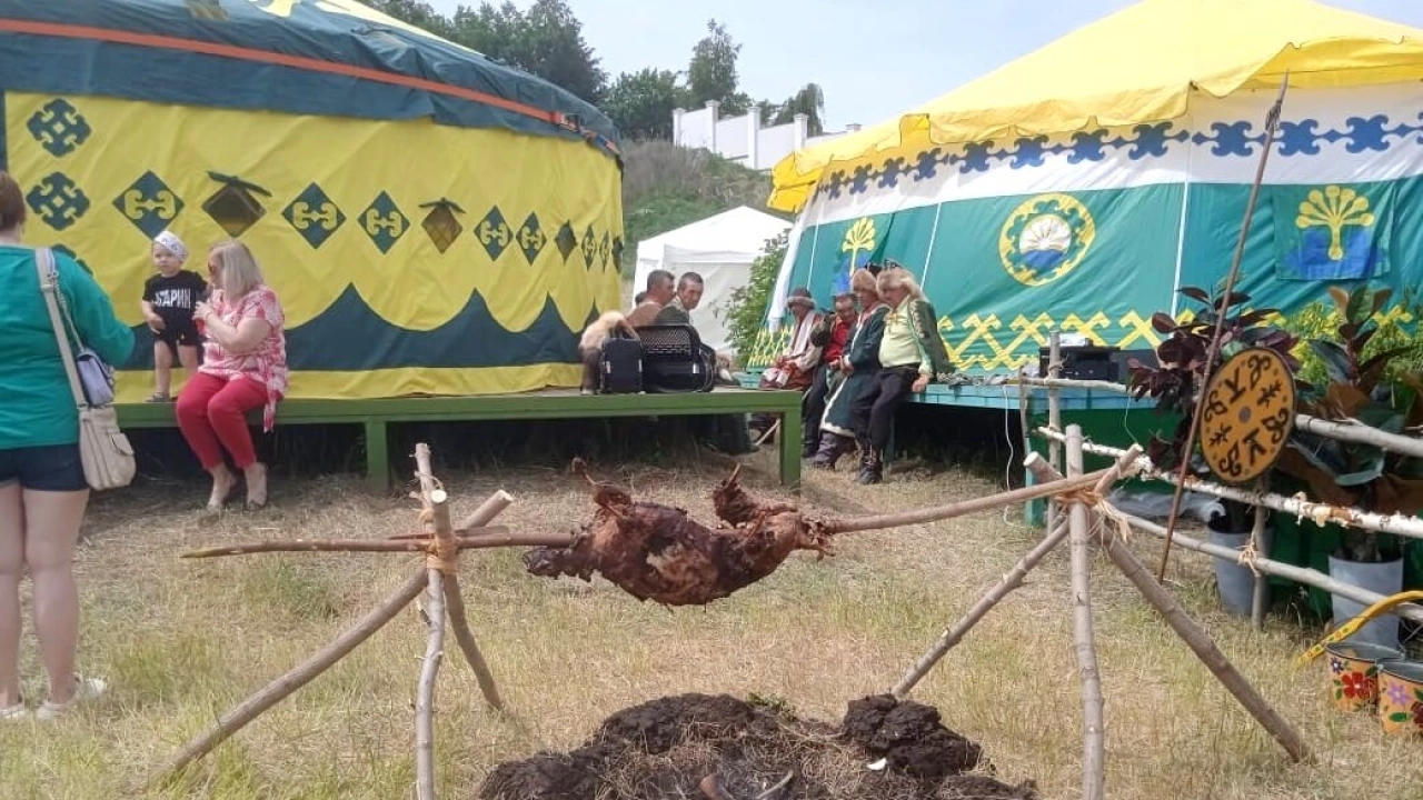 Более 3 тысяч гостей посетили праздник Сабантуй в Саратове 