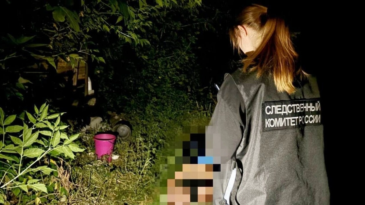 В Саратове 60-летний мужчина упал в открытый колодец и погиб
