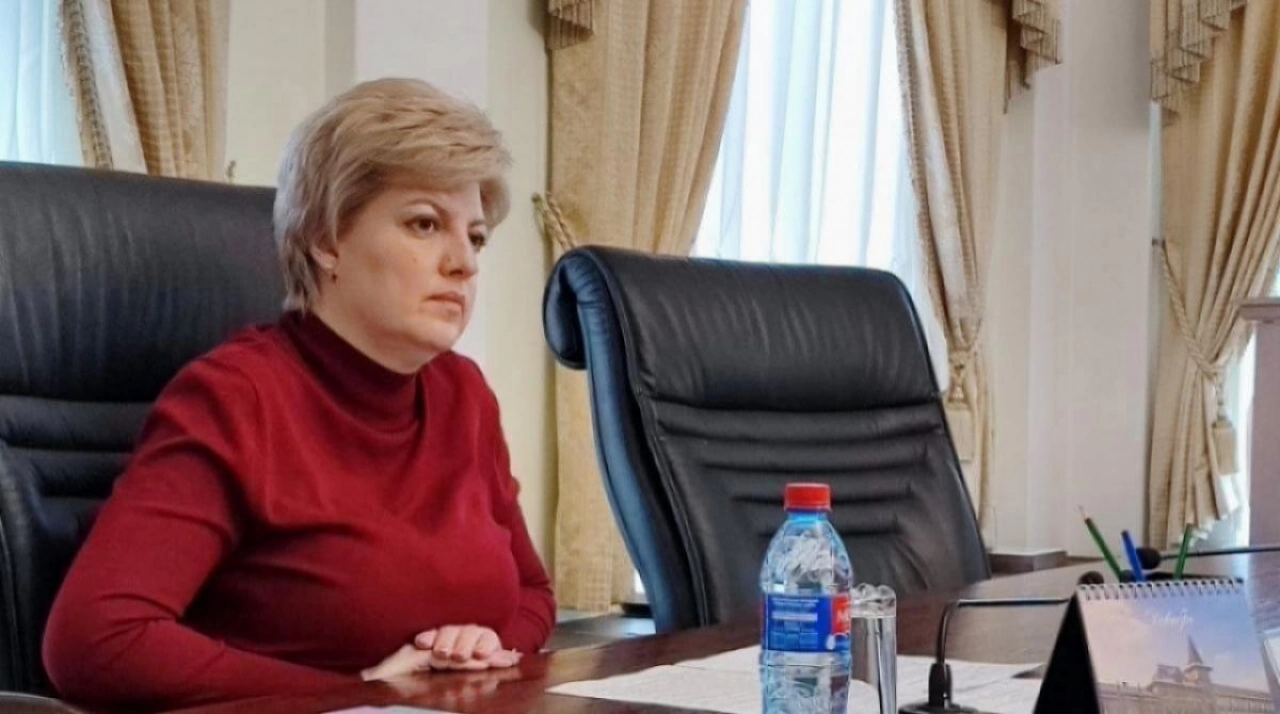 Мокроусова устроила разнос за упадок в сквере Дружбы народов