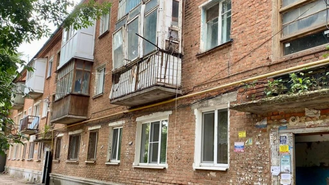 Громкий коммунальный скандал в Энгельсе дошел до Бастрыкина