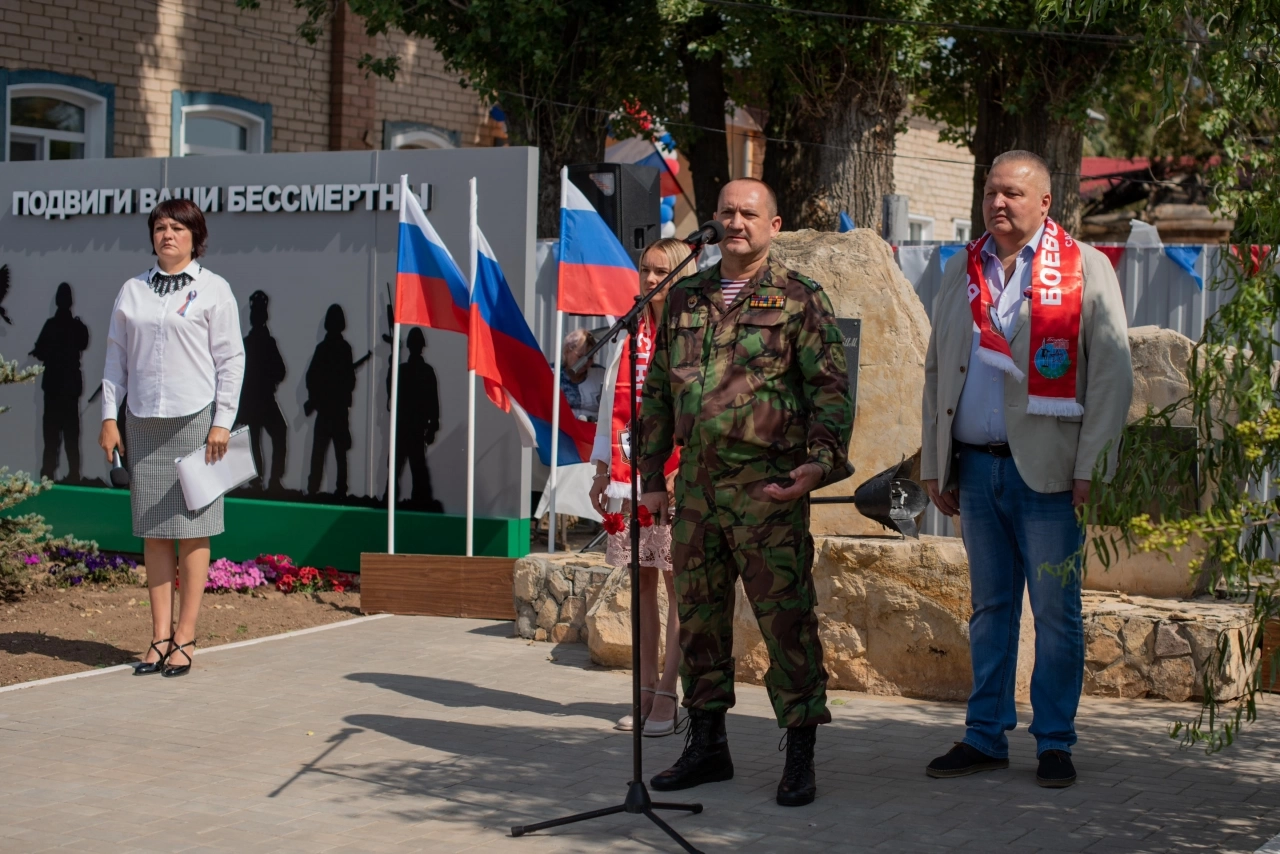 Калинин передал экспонаты в дар Ровенскому военно-историческому музею