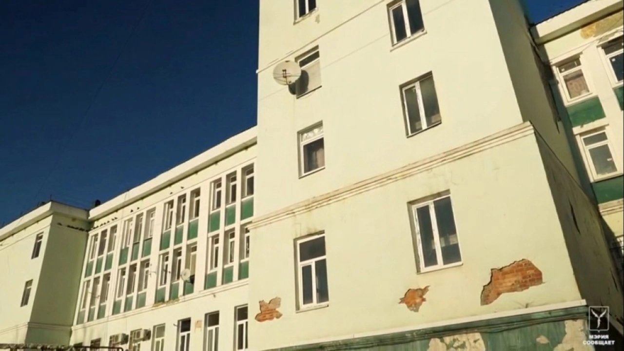В Саратове расселяют общежитие на Привокзальной площади для сноса
