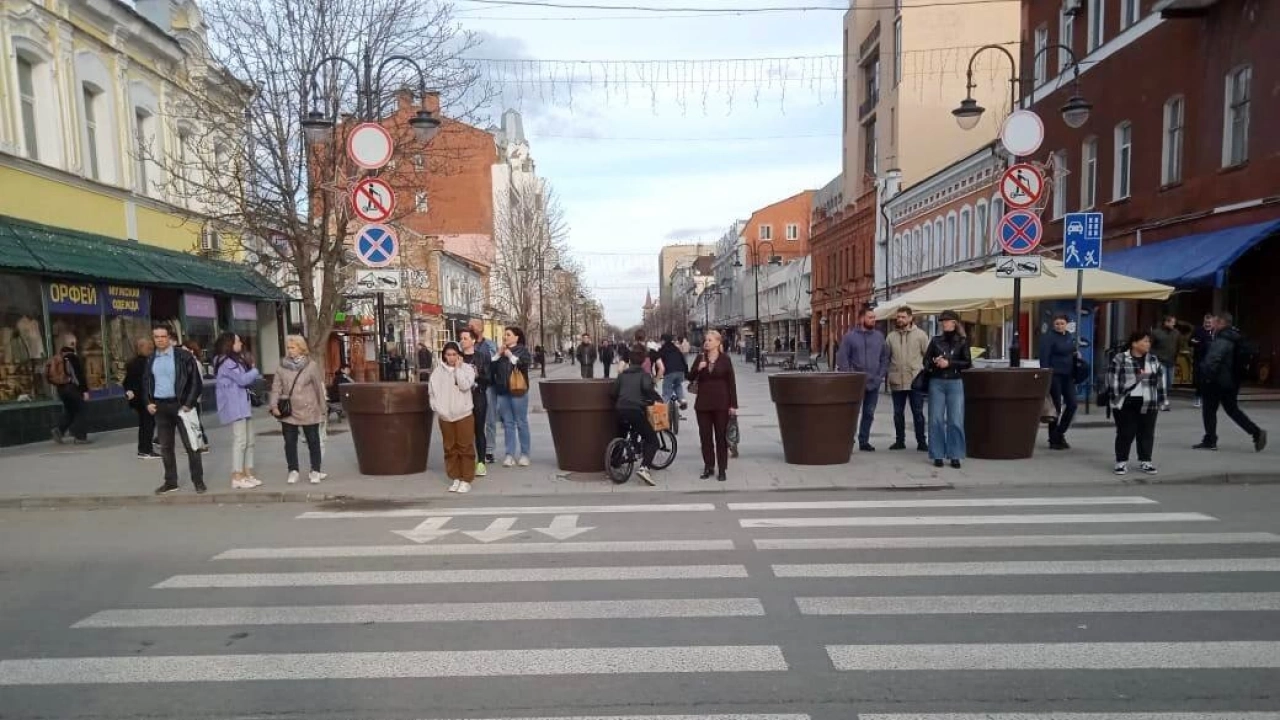 В Саратове на 109 улицах установят новое освещение за 100 млн