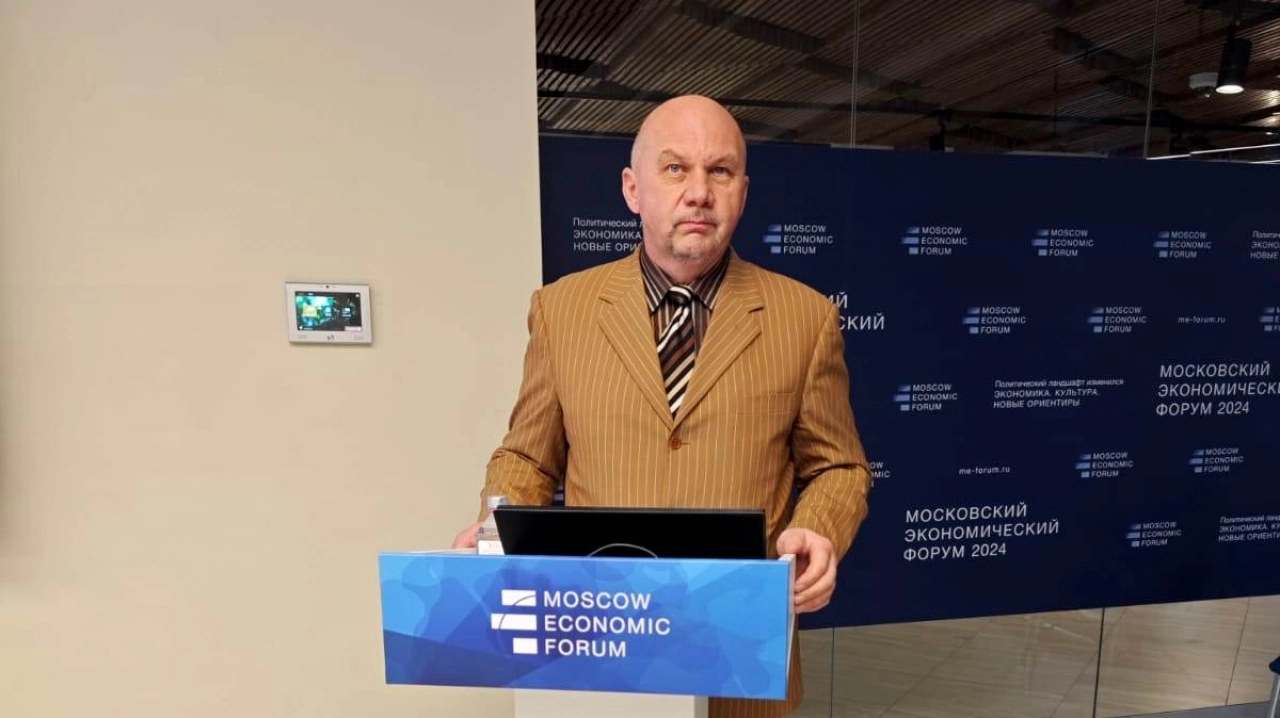Олег Комаров спрогнозировал рост инфляции и ключевой ставки в 2025 году
