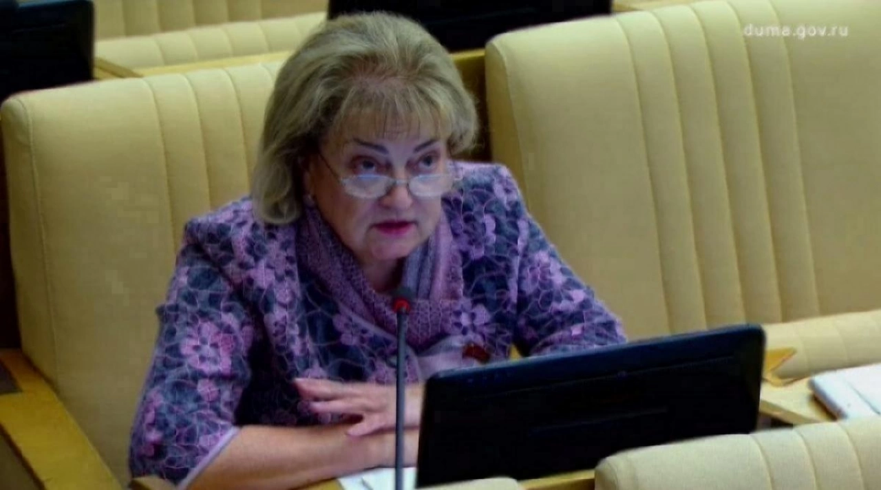 Алимова выступила за бесплатное обучение рабочим специальностям