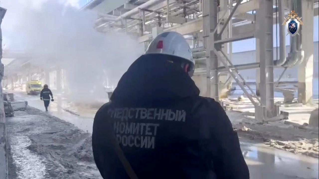 В Балаково из-за утечки химиката погиб 37-летний рабочий