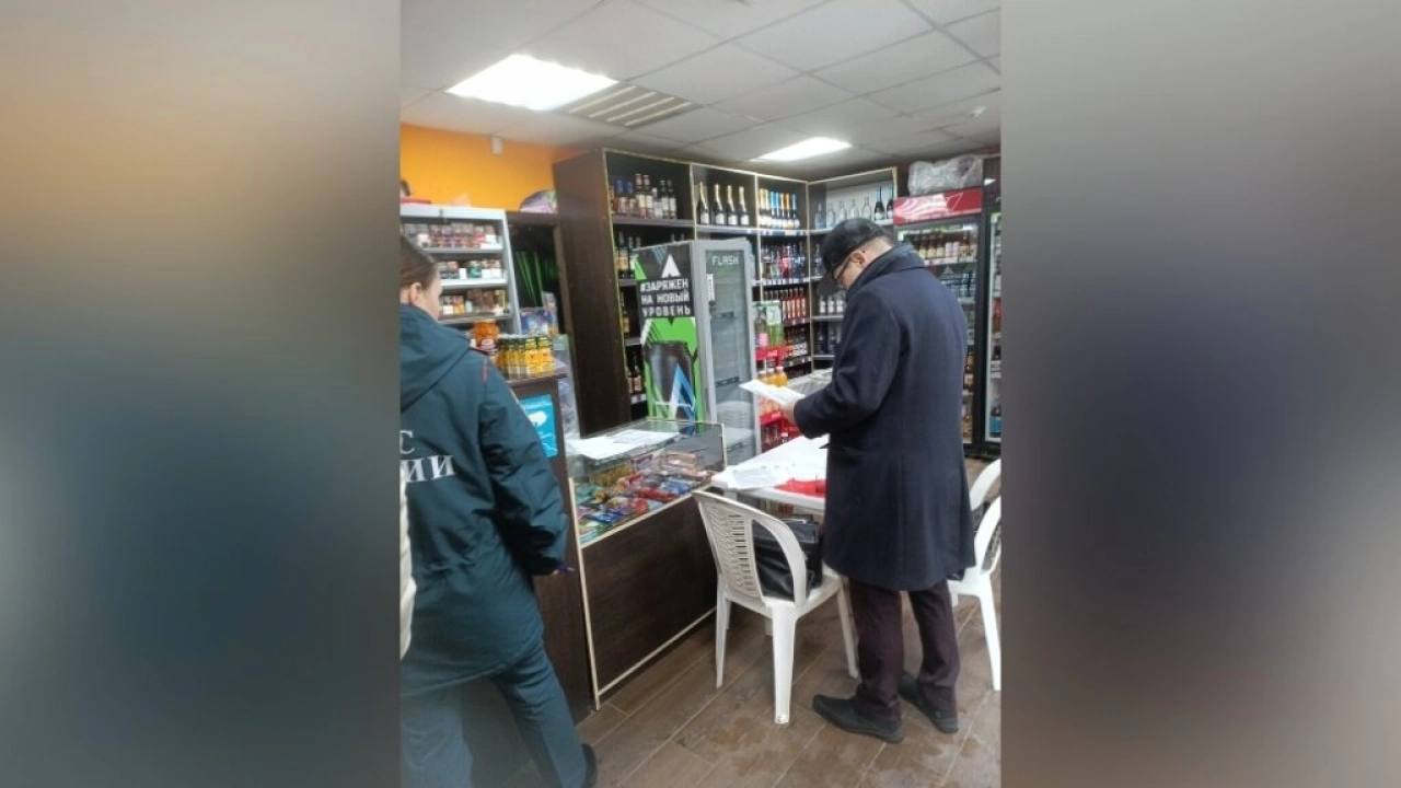 Правоохранители нагрянули в популярное кафе на Тельмана в Энгельсе