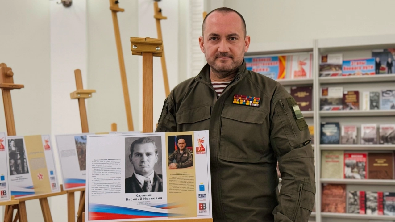 Саратовский депутат к 23 февраля открыл выставку «Герой моей семьи» 