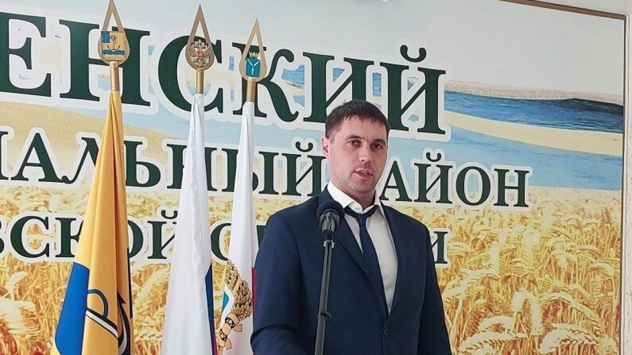 Главой Ровенского района избран Антон Бугаев