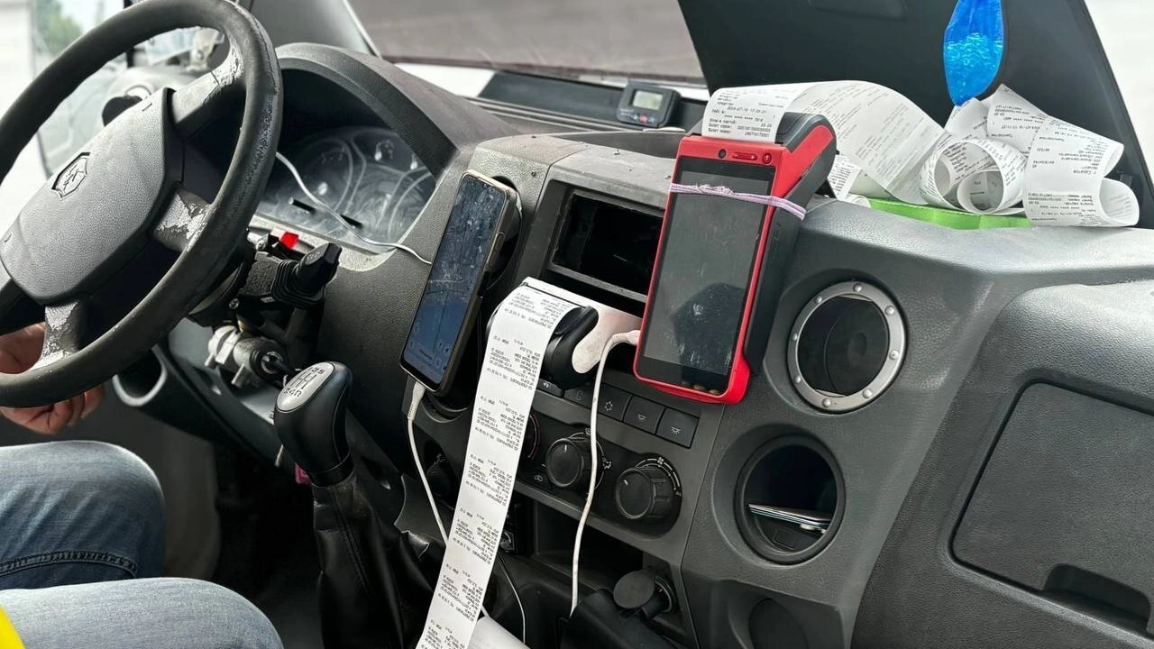 Саратовцы жалуются на работу автобуса с тарифом 44 рубля