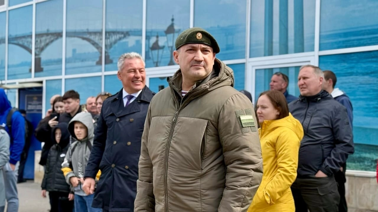 Калинин проводил саратовских бойцов в зону проведения СВО