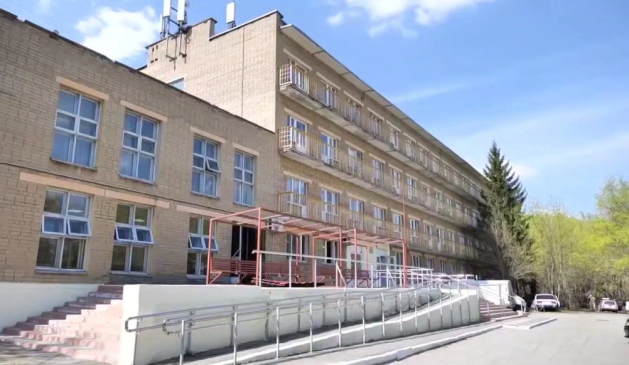 В Саратове модернизируют спорткомплекс «Кристалл» и отель