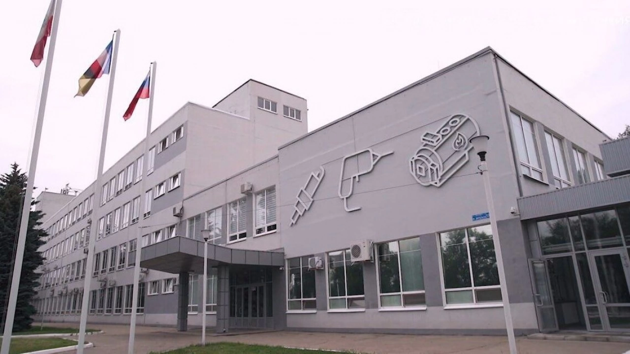 РБК: в Энгельсе выставлен на продажу один из крупнейших заводов региона 