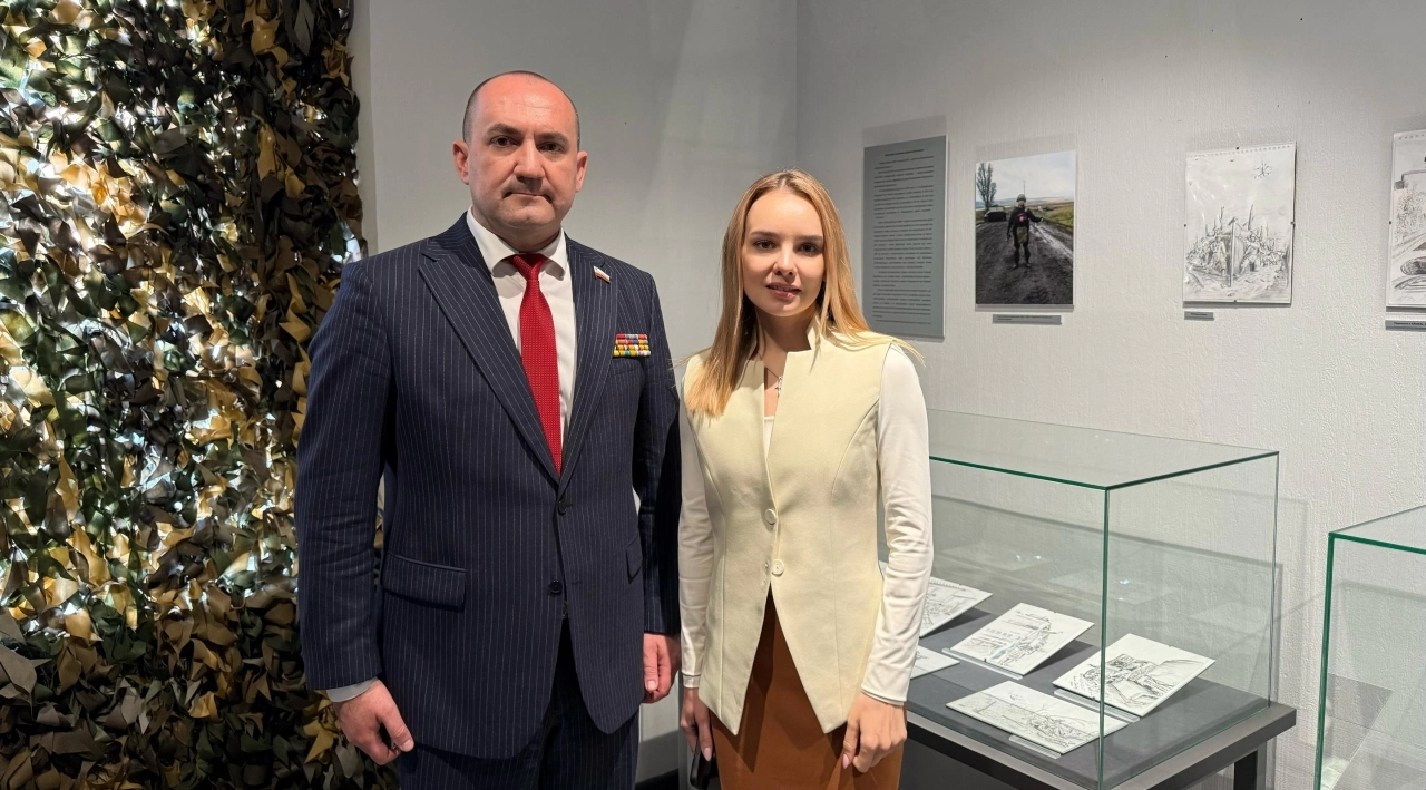 Калинин призвал саратовцев посетить выставку «Фронтовой блокнот»