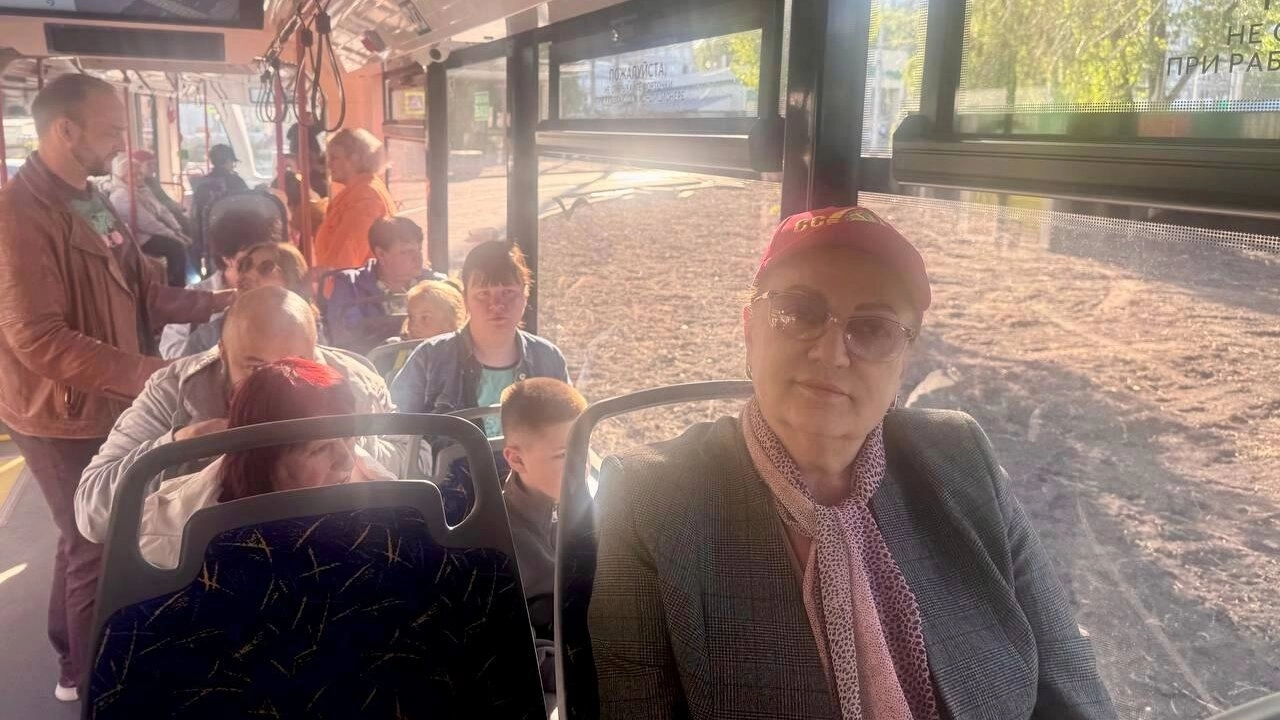 Ольга Алимова протестировала скоростной трамвай в Саратове