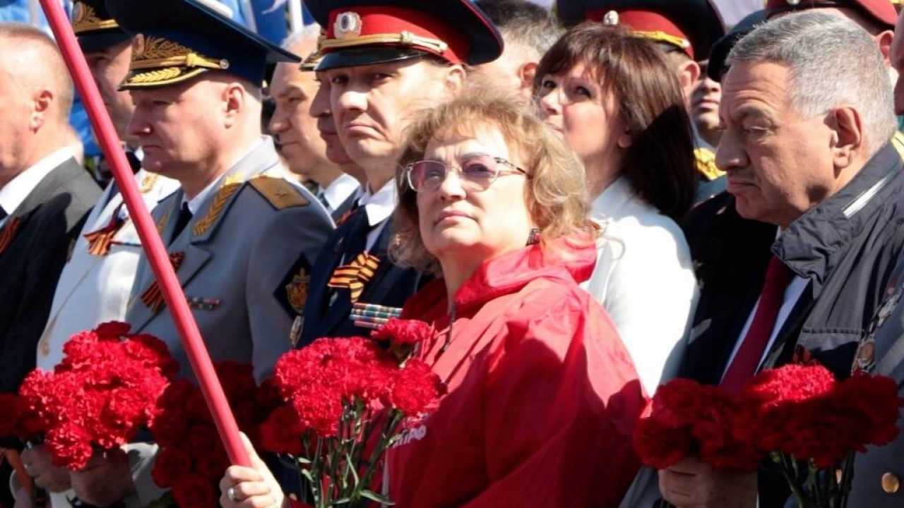 Алимова приняла участие в торжествах по случаю Дня Победы в Саратове